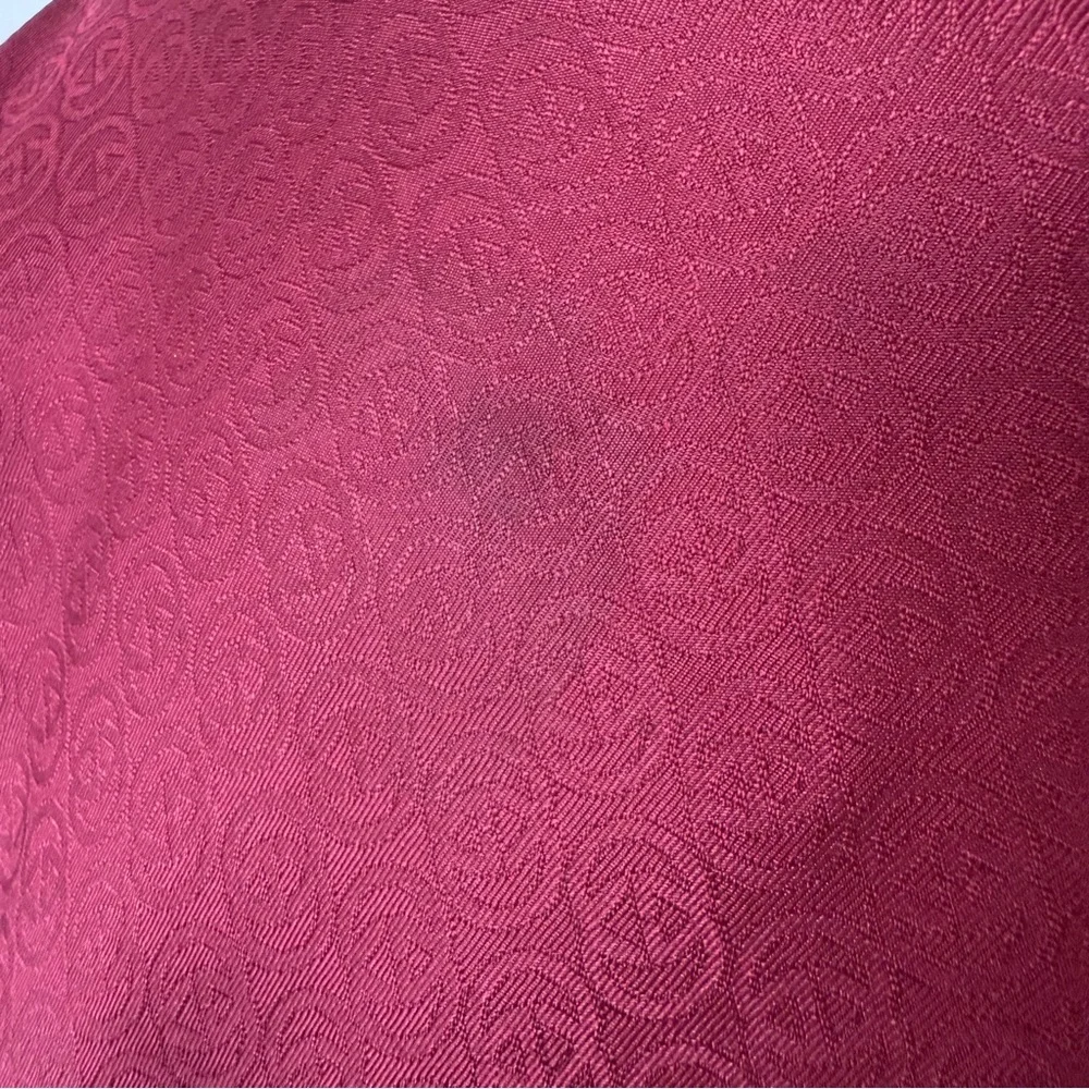 GUCCI Monogram Silk Scarf Burgundy - Picture 9 of 10